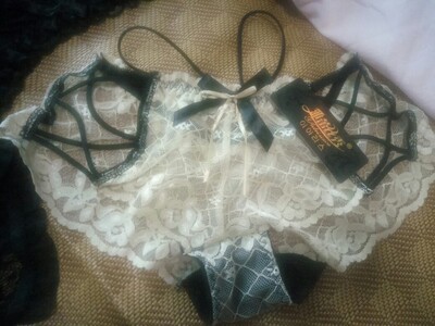 满意 看起来好性感 做工质量都不错 满意 看起来好性感 做工质量都不错