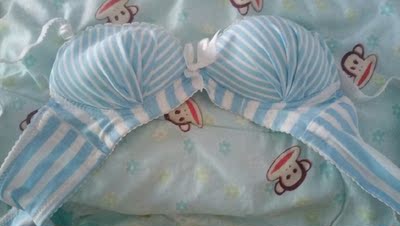 满意,很合适,穿上也比较舒服,实物与图片一致,喜欢的就买吧,码数挺准的。 满意,很合适,穿上也比较舒服,实物与图片一致,喜欢的就买吧,码数挺准的。