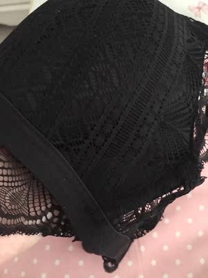 做工很好，蕾丝花边也特别好看，很喜欢