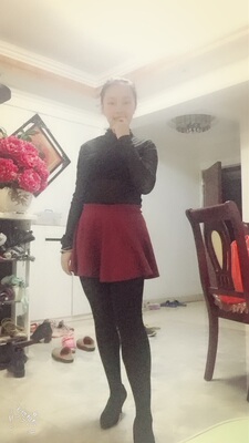 快递很给力啊 隔天就到了 收到衣服很惊喜 质量很好 不构丝 物超所值 喜欢