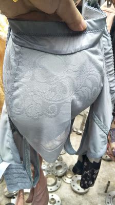 内衣超级舒服 对得起这个价格 穿在身上像没穿一样 不需要太聚拢效果的妹纸 值得考虑这家店里的内衣 真的很舒服！质量也挺好的 面料穿身上舒服！