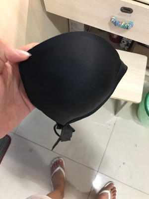 回头客了 穿上真的很舒服 很薄 毫无束缚感