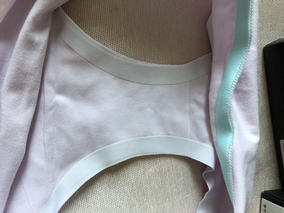 尺寸还是很准的，内衣材质纯棉透气，之前给老公买的平角裤质量也很好是木代尔的