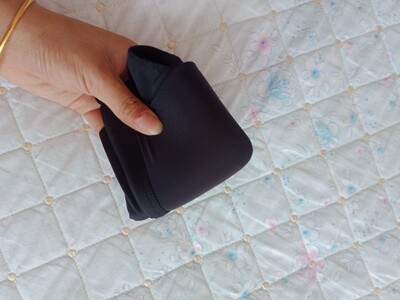 手感真是特别的软,轻薄透气,没有钢圈,穿上舒服。小胸美眉的福利,穿上好看。圏起来特别小,还没有拳头大。放哪都不占地方,太好了。瘦美眉要是穿它在穿个透视装一定很好看。 手感真是特别的软,轻薄透气,没有钢圈,穿上舒服。小胸美眉的福利,穿上好看。圏起来特别小,还没有拳头大。放哪都不占地方,太好了。瘦美眉要是穿它在穿个透视装一定很好看。