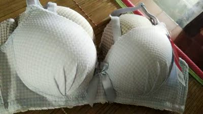 手感还不错，算中厚吧