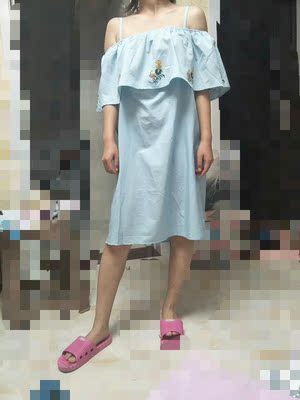 上身效果很好  布料很滑  出去穿很刺激