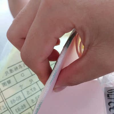 什么鬼，这**色差真够严重的 而且内衣超级一点都不立体