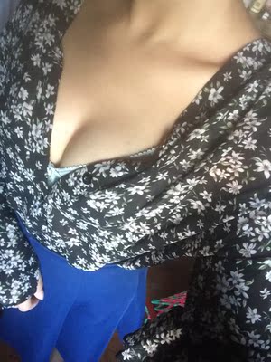 超级喜欢,很舒服,又聚拢又不显胸大,看着自己瘦瘦的,蕾丝是好蕾丝面料很舒服!值得购买!内衣以后就这家了! 超级喜欢,很舒服,又聚拢又不显胸大,看着自己瘦瘦的,蕾丝是好蕾丝面料很舒服!值得购买!内衣以后就这家了!