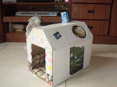 长得好看的话是不会缺人喜欢的。就算你看起来很高岭之花拒人千里之外，也会有怂人壮着胆子来告诉你他很喜欢你。所以用不着怀疑自己为什么好看但没人表白，可能只是不好看罢了。 ​​​长得好看的话是不会缺人喜欢的。就算你看起来很高岭之花拒人千里之外，也会有怂人壮着胆子来告诉你他很喜欢你。所以用不着怀疑自己为什么好看但没人表白，可能只是不好看罢了。