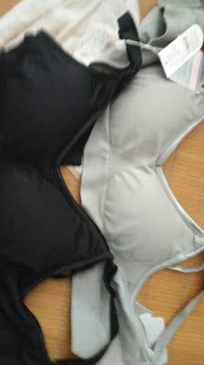 质量不错，很喜欢。卖家服务态度也很好，还有送小礼物