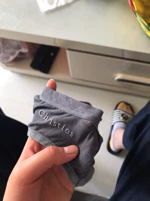 然后今天洗完发现就这样,直接丢垃圾桶了,质量太差了,我去 然后今天洗完发现就这样,直接丢垃圾桶了,质量太差了,我去