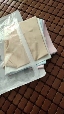 质量很好，颜色也跟图片一样好看