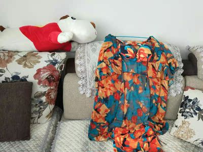 衣服颜色很正，很好看，下次还会继续购买你家衣服