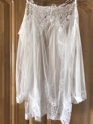 物流速度快，质量也不错，没有开线的地方，包装严实，就是都是均码我穿的太大了，还要自己改改