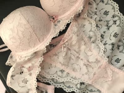 洗过才来评价的,不掉色不变形,最开心的是平时买的套装内裤都会偏小不合穿,他们家的居然不会,太开心了,质量是没话说 洗过才来评价的,不掉色不变形,最开心的是平时买的套装内裤都会偏小不合穿,他们家的居然不会,太开心了,质量是没话说