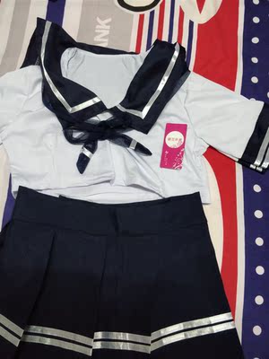 衣服质量还可以呀,很小清新,很学生范,有诱惑呦,裙子设计也不错的,哈哈 衣服质量还可以呀,很小清新,很学生范,有诱惑呦,裙子设计也不错的,哈哈