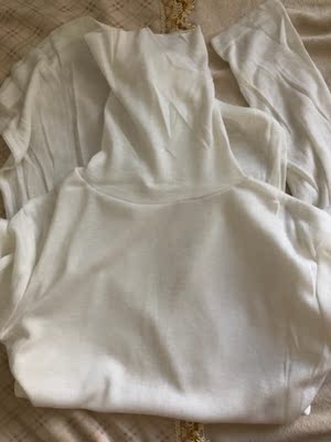 非常好，平面螺纹的，摸着很软，穿着也很舒服哦