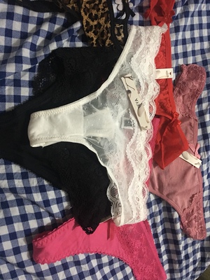 都收到啦。质量很满意,拍的时候卖家很耐心的帮忙挑选码数,开始拍错了两条不合适的码数卖家都有跟我说,建议我换小一点的,很耐心的帮我挑选适合我的码数,给卖家点赞!!!还有这家的价格是真的便宜啊,比在实体店买的便宜超级多的,质量也不会比实体店的差,发货速度很快,物流速度也不错,隔天就收到了,每条内裤都有单独的包装,这次购物的感觉非常棒!下次有需要还会来! 都收到啦。质量很满意,拍的时候卖家很耐心的帮忙挑选码数,开始拍错了两条不合适的码数卖家都有跟我说,建议我换小一点的,很耐心的帮我挑选适合我的码数,给卖家点赞!!!还有这家的价格是真的便宜啊,比在实体店买的便宜超级多的,质量也不会比实体店的差,发货速度很快,物流速度也不错,隔天就收到了,每条内裤都有单独的包装,这次购物的感觉非常棒!下次有需要还会来!