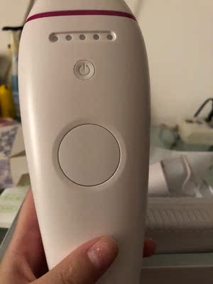 2百多的仪器还送那么多东西真的非常实惠，仪器的质量很好，使用说明很详细，期待效果。喜欢！