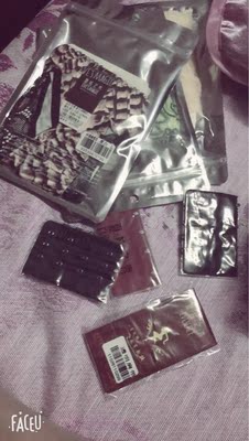 第一次这么开心的评论，特别特别喜欢你们家内衣，关键还送了好多东西，值得购买，