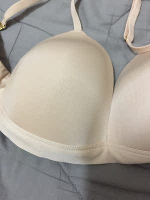 质量很好 走线很工整 穿起来很舒服 性价比高 对得起价格满意满意 质量很好 走线很工整 穿起来很舒服 性价比高 对得起价格满意满意