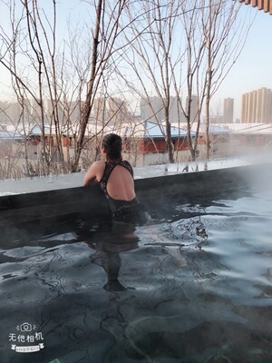 包装用心物流快，收到了，材料手摸着很光滑弹力大，穿上效果好，很舒服