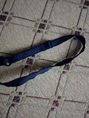 接近200元的内衣，不到一个月肩带就严重变形了，不建议购买