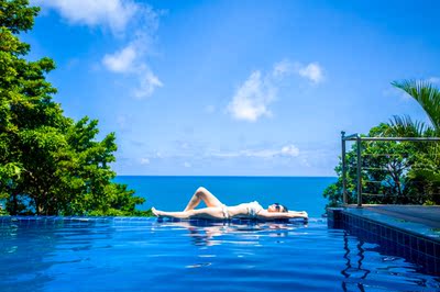 泳衣压杯， 但是貌美！  非常满意💓💓