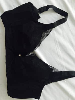 物流很快的，洗过之后再来评价的，很棒哦，穿着也很舒服，还会在来的。