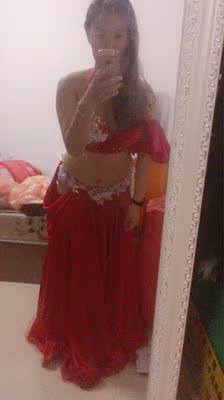 衣服质感也不错，卖家服务态度好，不愧是大品牌