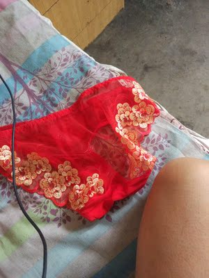 我试穿了一下。才评价的。质量很好。弹力很好。跟图片一样的。 我试穿了一下。才评价的。质量很好。弹力很好。跟图片一样的。