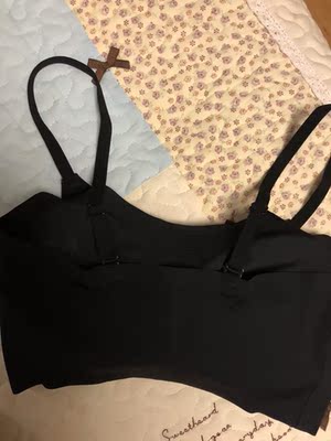 还没穿，看起来挺好的，比较好搭配衣服