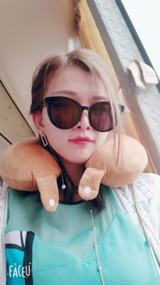 这款可能不适合我这胖人,脖子有点显粗,拆开戴的长款链子。还不错效果 这款可能不适合我这胖人,脖子有点显粗,拆开戴的长款链子。还不错效果