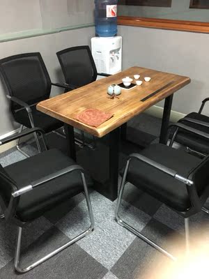 感觉材质还是不错的,安装也很简单,发货挺快的,不错。桌角的平衡是可以调节的。不错 感觉材质还是不错的,安装也很简单,发货挺快的,不错。桌角的平衡是可以调节的。不错