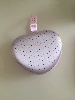 买过很多次隐形文胸，这家无论是质量还是包装都是最满意的，认真做品质的店铺必须来给个好评。