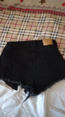 裤子质量非常好哦,很合身,超喜欢! 裤子质量非常好哦,很合身,超喜欢!