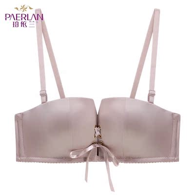 这个内衣味儿真的是太重了不知道是用什么劣质材料做的 洗了还有味道还把其它衣服都染上臭味了 不知道是不是甲醛超标了 闻着头都晕 这个内衣味儿真的是太重了不知道是用什么劣质材料做的 洗了还有味道还把其它衣服都染上臭味了 不知道是不是甲醛超标了 闻着头都晕