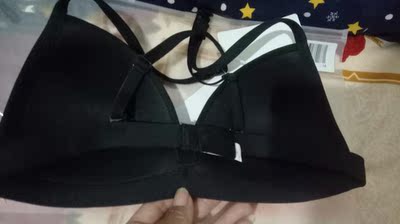 很惊喜，质量很好，款式也洋气，上身效果非常不错，会继续回购