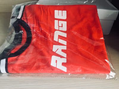 还没打开看就知道是我想要的，颜色没有色差，喜欢