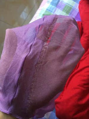 还没穿就这样 质量很差 还不如几块钱的东西