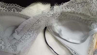 买一送一很不错质量也很好，聚拢效果也不错，很有型，一下迈了几套回来换着穿