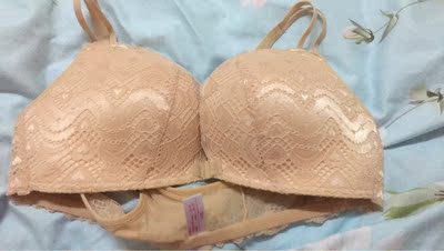 质量特别好！穿上身聚拢效果很好！