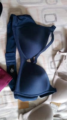 已经是第三次购买此款了，无钢圈，很舒服，