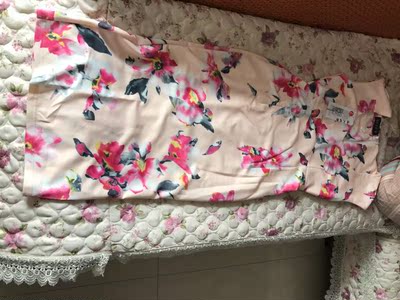 衣服收到了，款式花样不错，也没色差