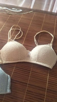 内衣质量很好，轻薄又透气，非常适合夏天穿着。