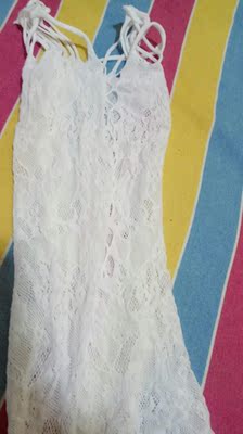 看着挺小,穿起来很舒服,很好看,性感。 看着挺小,穿起来很舒服,很好看,性感。