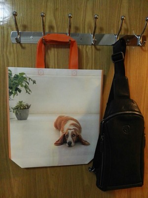 火爆的暇步士男包怎么样，质量很差是真的吗