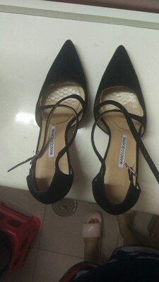 胸小也不聚拢，胸型也不是很好看！😂😂😂😂