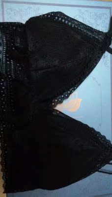 很舒服，穿上后很自由，感觉跟没有穿一样，大小刚合适，质量很不错，特别是面料很软