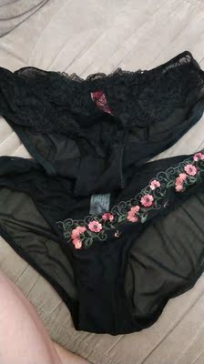 包装很精致，已经洗过了，不掉色，很柔软，第二次买了